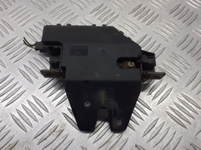 Замок кришки багажника rover 75 8196401 фото №1