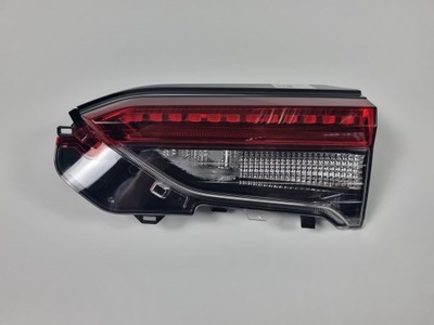 Toyota rav4 rav-4 лампа права задня 81580-42150 фото №1