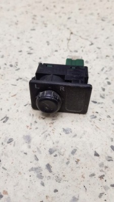 Кнопка регулировки зеркал primera p11 lift фото №1