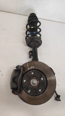 Kia venga lift амортизационная стойка левый поворотный кулак 15-19 фото №1