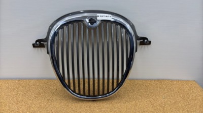 Jaguar s-type lift 02-06 rok решітка радіатора решітка радіатора з хром 2r83-8a133aa k107/679 фото №1