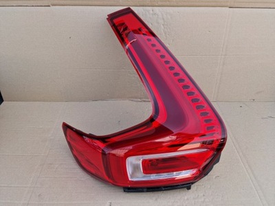 Volvo xc40 лампа правая задняя led 31446790 фото №1