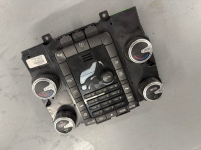 Volvo v60 ii панель обдув кондиционера 31398588 фото №1