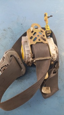 Pas правий перед toyota previa 01r фото №1