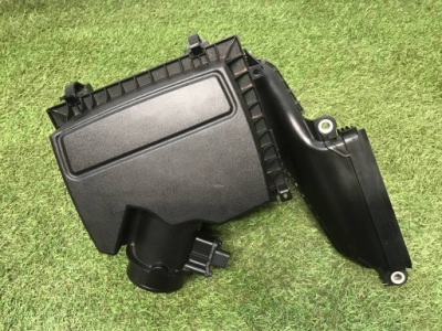 Корпус фильтра воздуха ford edge lift 18-22 фото №1