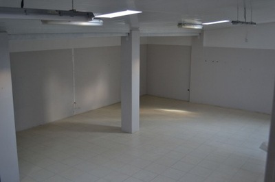 Magazyny i hale, Lipsko (gm.), 300 m²