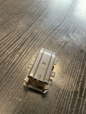 Часть двигателя bmw 1 f20 f21 10688710 фото №1