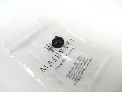 Болт защита отсек двигателя maserati levante фото №1