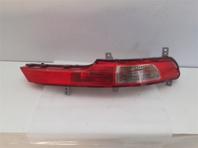 Лампа правая задняя kia sportage 3 iii 924063u3 фото №1