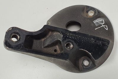 Кронштейн распорки правый перед aston martin rapide фото №1