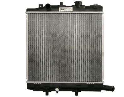 Радиатор двигателя mazda demio 1.3 08.98-07.03 фото №1