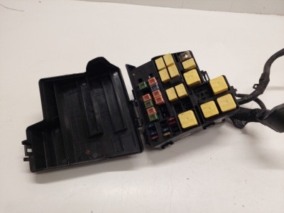 Коробка запобіжників jaguar s-type xw4t14a003e фото №1