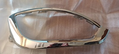 Chrysler pacifica рамка противотуманной фары правая хром 2016- фото №1