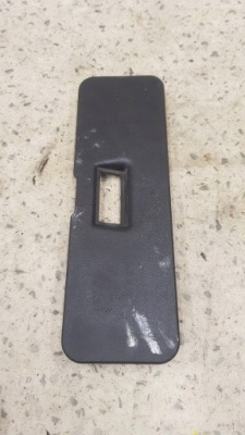 Защита заглушка сиденье mercedes w220 фото №1