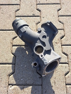 Основа патрубок насоса wody коліно volvo fh fm 13 renault magnum dxi 13 фото №1