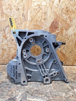 Кронштейн насоса пального 55284373 alfa romeo giulia stelvio 2.2 jtdm фото №1