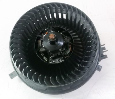 Skoda octavia iii 1.4 tsi повітродувка обдув 5q1819021g фото №1