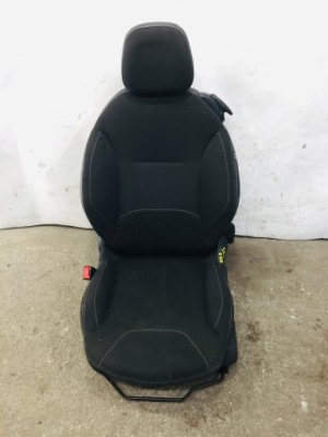 Сидіння лівий водія citroen ds3 #135 фото №1