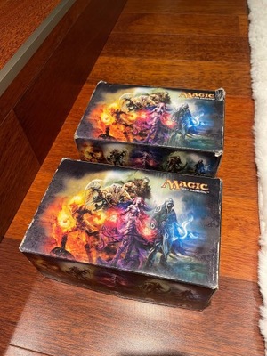 Stare pudełka kolekcjonerskie Magic the Gathering