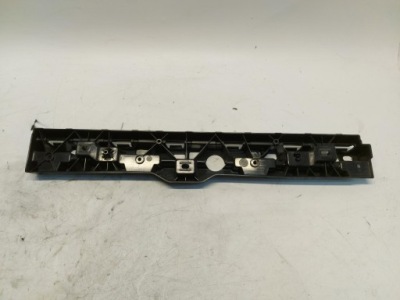Bmw g30 530e напрямна кронштейн поріг ліва 7387343 фото №1