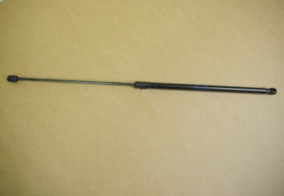 Audi a5 8t привід капот 8t0823359 фото №1