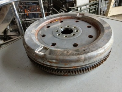 Колесо двухмассовый двухмассовый маховик vw golf viii seat cupra formentor 2.0 tsi фото №1