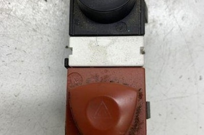 Кнопка аварийных renault grand scénic ii jm0/1_ 8200407415 1.5l дизель фото №1