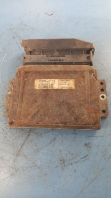 Бортовий комп'ютер двигуна renault laguna i 99r 1.8b фото №1