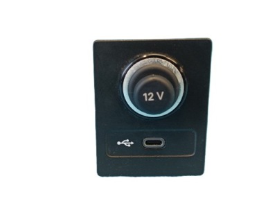 Skoda superb 3 kombi 2.0 tdi 147kw 2023 r разъём port usb typ c 4m0919309 фото №1