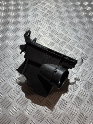 Основа корпус фільтра повітря toyota yaris cross 21- 1.5 hybrid фото №1