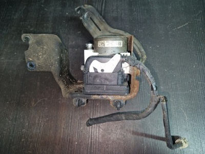 Насос abs peugeot 208 9804161580 фото №1