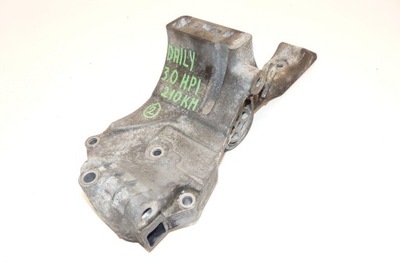 Iveco daily vi 3.0 hpi biturbo 210km euro6 кронштейн генератора фото №1