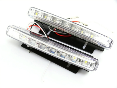 Światła do jazdy dziennej LED 8 SMD automat DRL homologacja