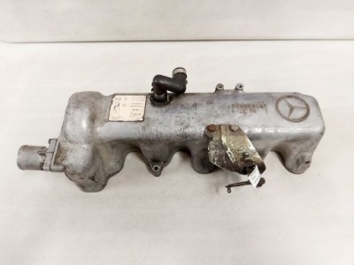 W123 mb100 t1 2.4 d om615 om616 крышка клапанов фото №1