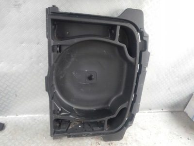 Volvo c30 поддон багажника бардачок защита фото №1