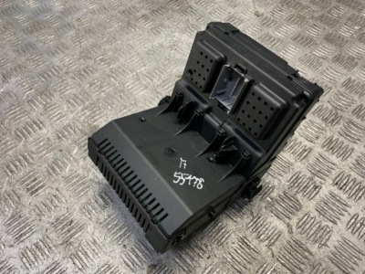 Volvo xc90 коробка предохранителей 30786890 фото №1