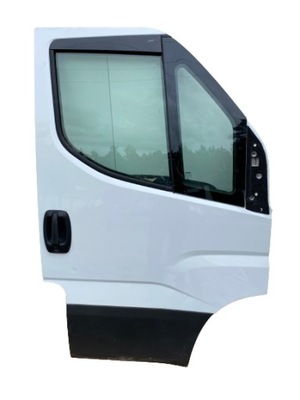 IVECO DAILY 15- DE PUERTA DERECHA PARTE DELANTERA COLOR BLANCO EUROPA  