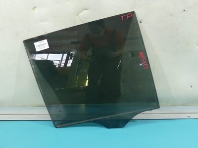 Скло двері задня права mercedes glk x204 11r фото №1