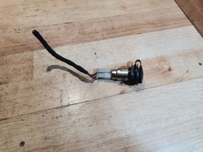 Роз'єм прикурювача вкладиш vw pasasat b5 3b0925071 фото №1