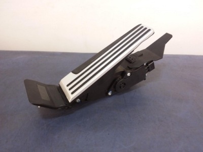 Infiniti q50 s hyb потенциометр педаль газа фото №1