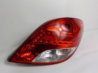 Peugeot 207 hb liftlampa права задня задня фото №1