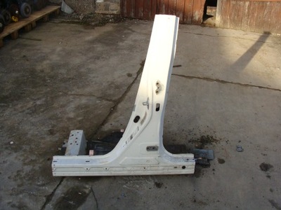 Блок двигуна поріг toyota prius фото №1