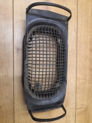 Решётка впуск воздуха peugeot 306 фото №1