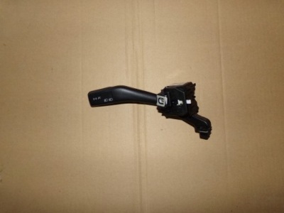 Перемикач важіль повороту світла octavia ii фото №1