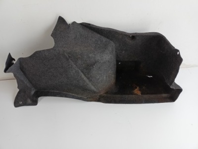 Challenger 2015+ boczeka оббивка багажника ліва фото №1