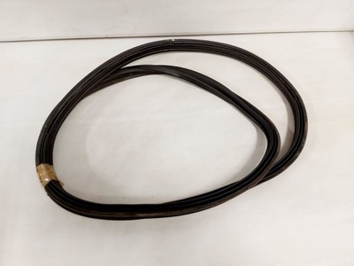 Kia picanto ii прокладка кришки багажника задня фото №1