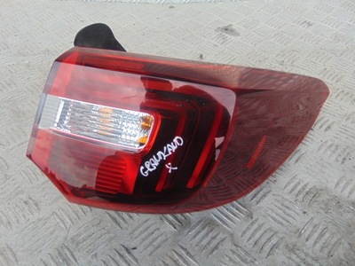 Opel grandland x лампа задняя правая 17- фото №1