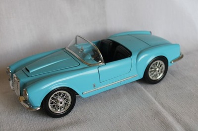 Model - Bburago - LANCIA AURELIA B 24 SPIDER - 1955 - 1/18