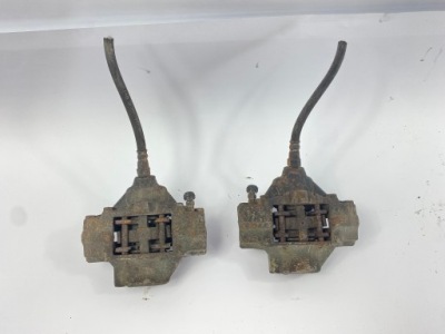 Супорти гальмівні гальма задні задній комплект  правий лівий гальмівні колодки mercedes w124 фото №1