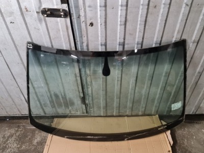 Стекло перед audi a6 c6 датчик lubelskie фото №1